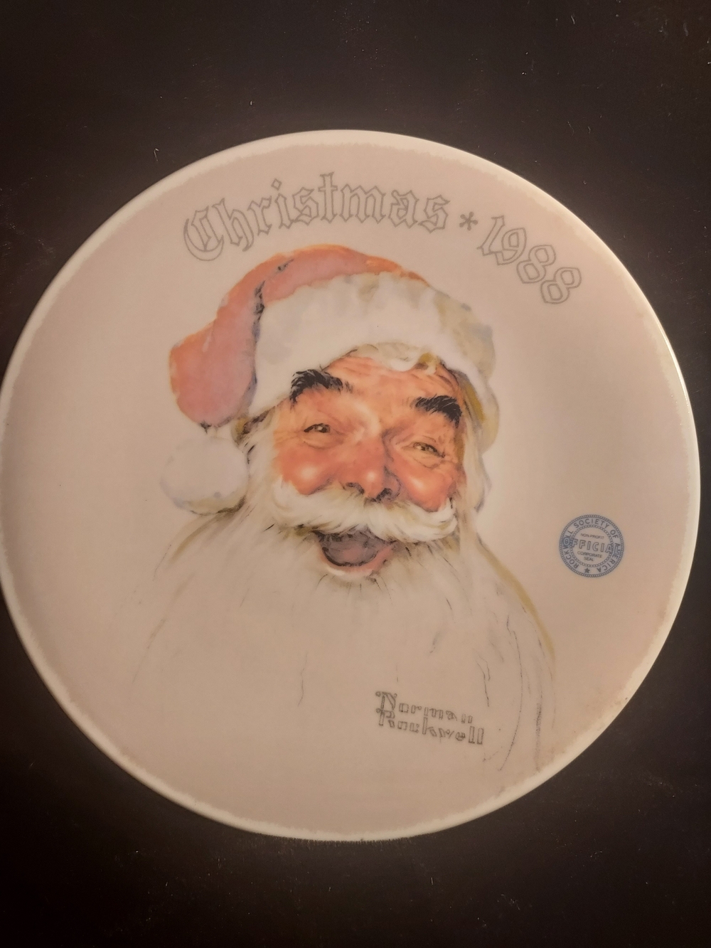 Norman Rockwell Santa Plate - Pink, White & Cream Holiday Portrait